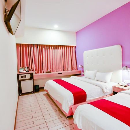 Lumut Suites Buitenkant foto