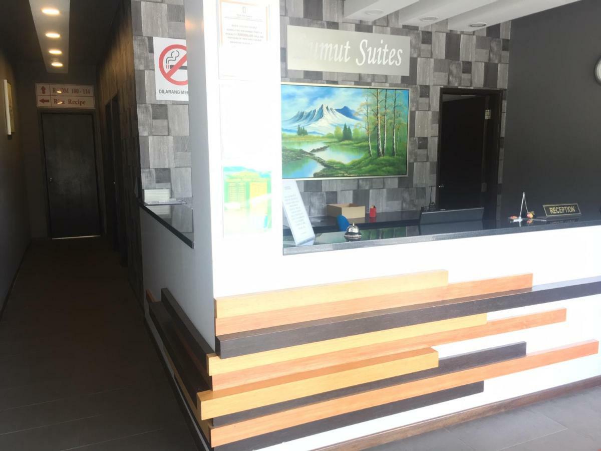 Lumut Suites Buitenkant foto