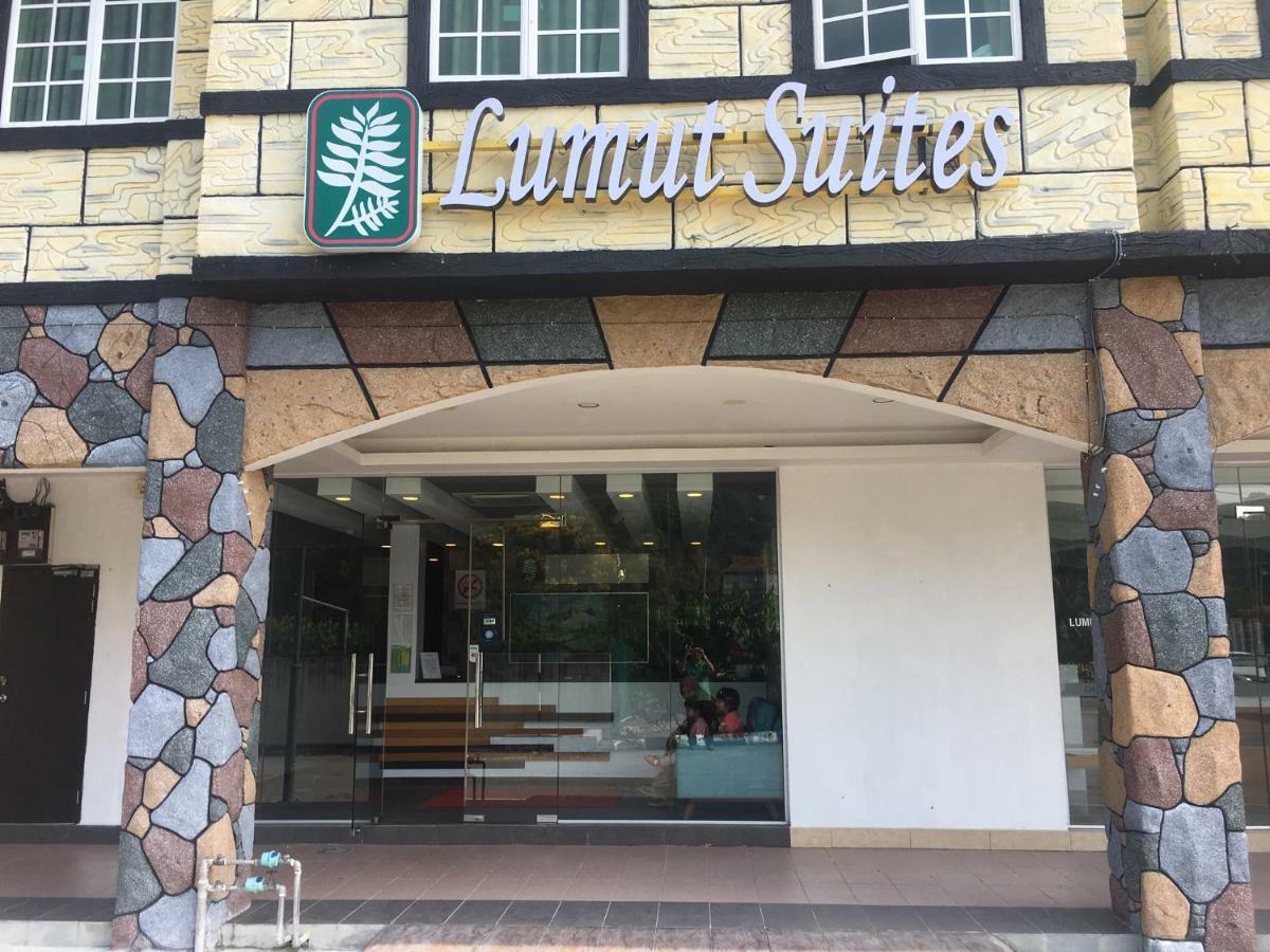 Lumut Suites Buitenkant foto