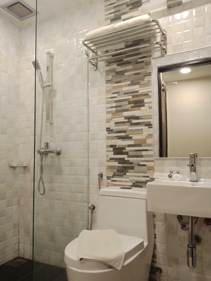 Lumut Suites Buitenkant foto